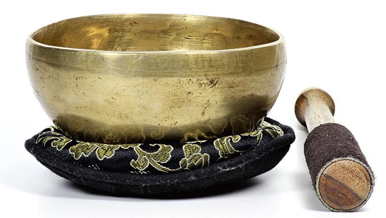 Bronzeskål med støder